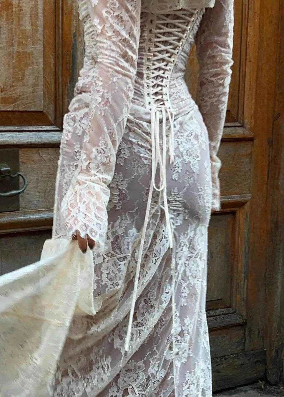Vintage Lace Maxi Dress - Stylbelle