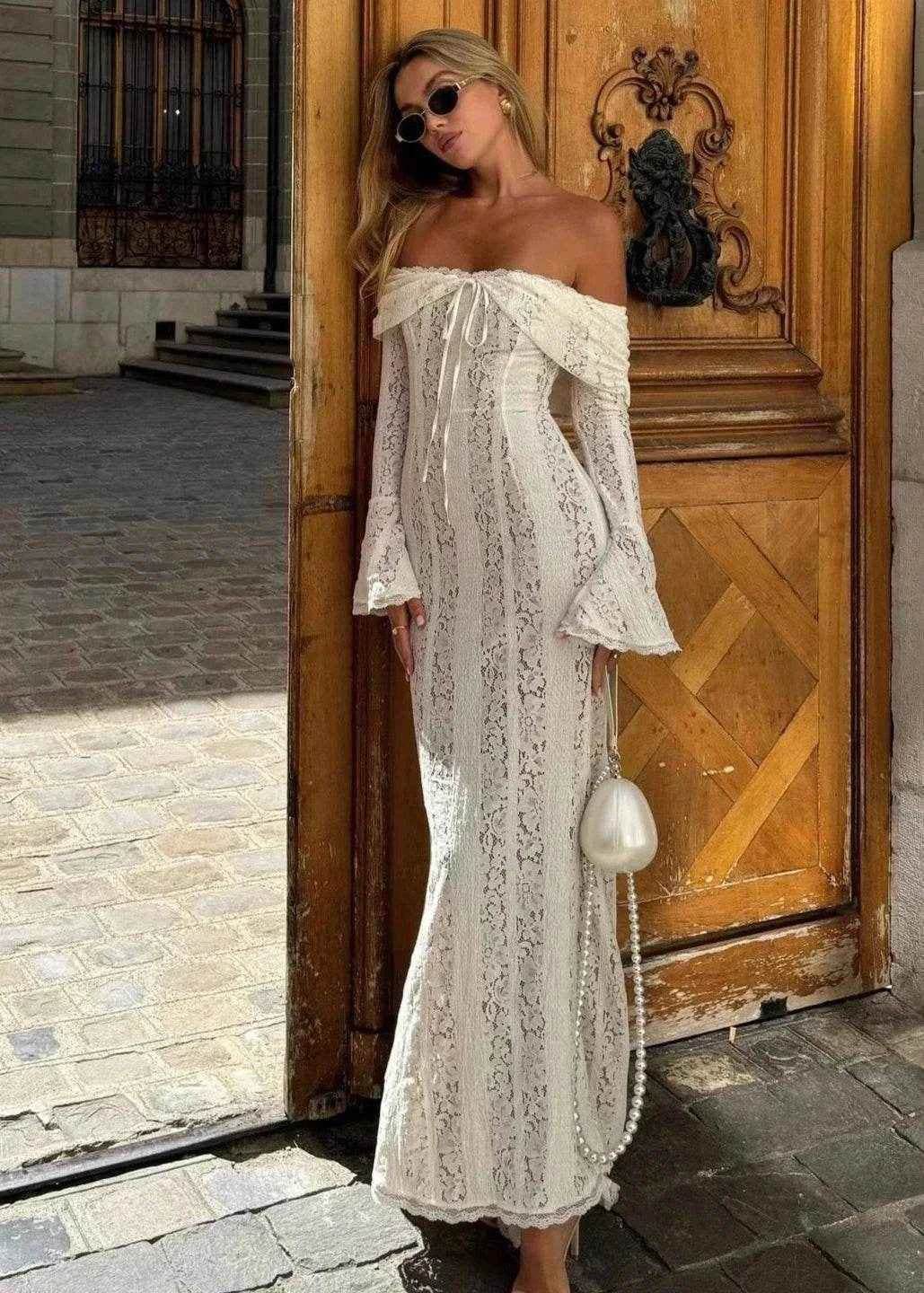 Elegant Flare Sleeve Lace Maxi Dress - Stylbelle