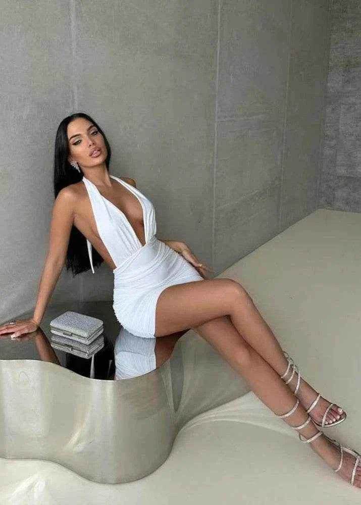 Backless Obsession Dress - Stylbelle